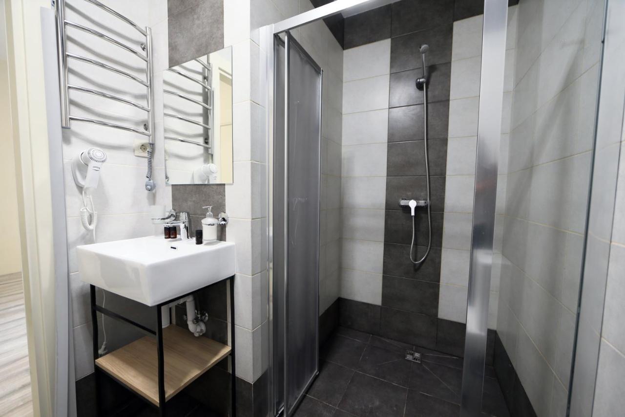 Hotel Golden Lemon Готель Золотий Лимон Lviv Exteriör bild