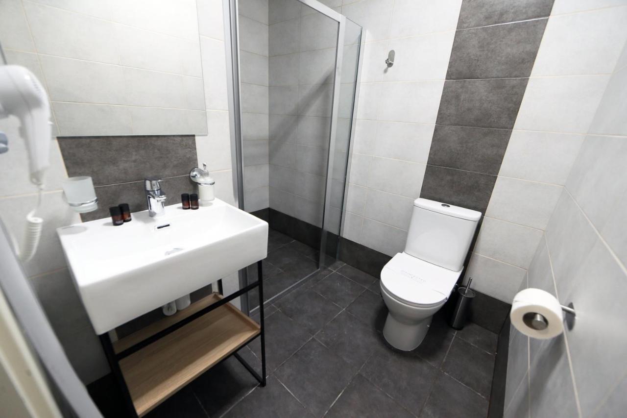 Hotel Golden Lemon Готель Золотий Лимон Lviv Exteriör bild